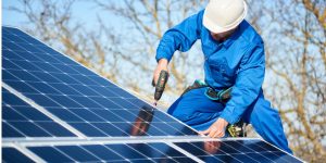 Installation Maintenance Panneaux Solaires Photovoltaïques à Moulines